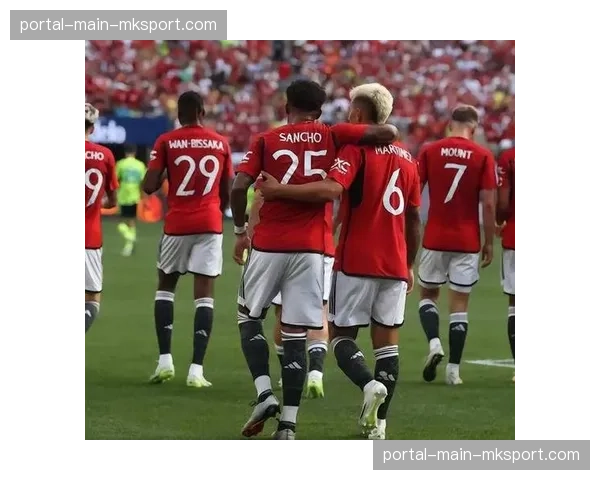 欧冠前瞻：曼城迎战拜仁，瓜迪奥拉如何用混合防守应对凯恩