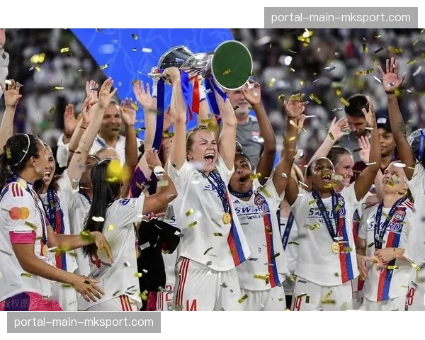 深度报道：法甲俱乐部商业开发能力两极分化，中小球队生存压力加剧