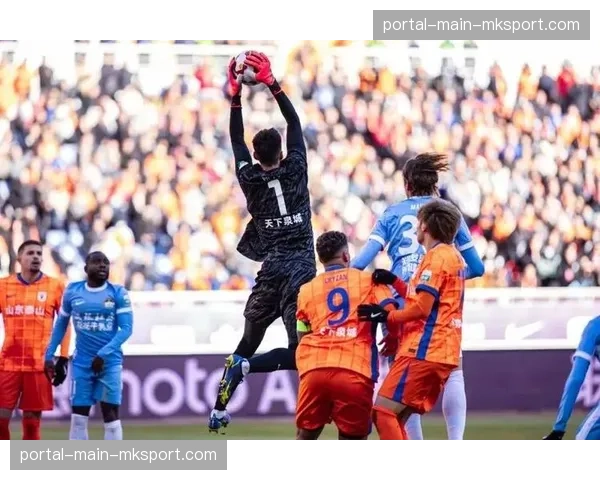 南特2-1逆转蒙彼利埃,补时阶段由替补登场的前锋完成绝杀 南特2-1逆转蒙彼利埃,补时阶段由替补登场的前锋完成绝杀